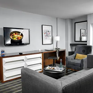 Hotel Arts, YYC