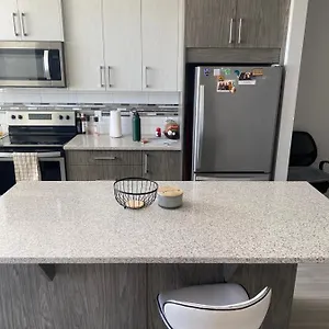Homestay Private Ensuite In Ne Area, Calgary