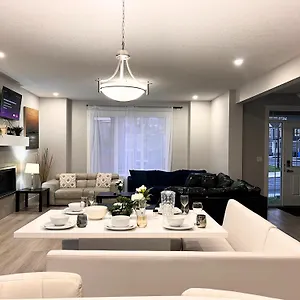 Homestay Flowealth Luxury Near Netflix Tv Wifi, Calgary