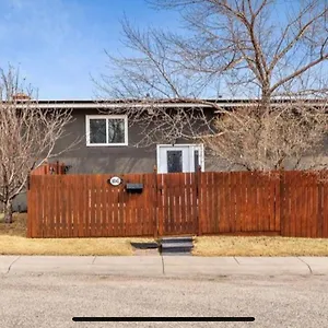Homestay Hunter' S New Home!, Calgary
