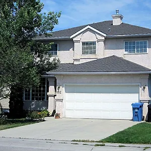 Homestay Brother Li, Calgary